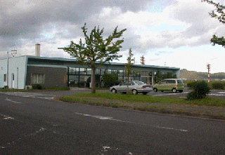 旧ターミナル。昔はこちらに全日空のYS11が発着していました。